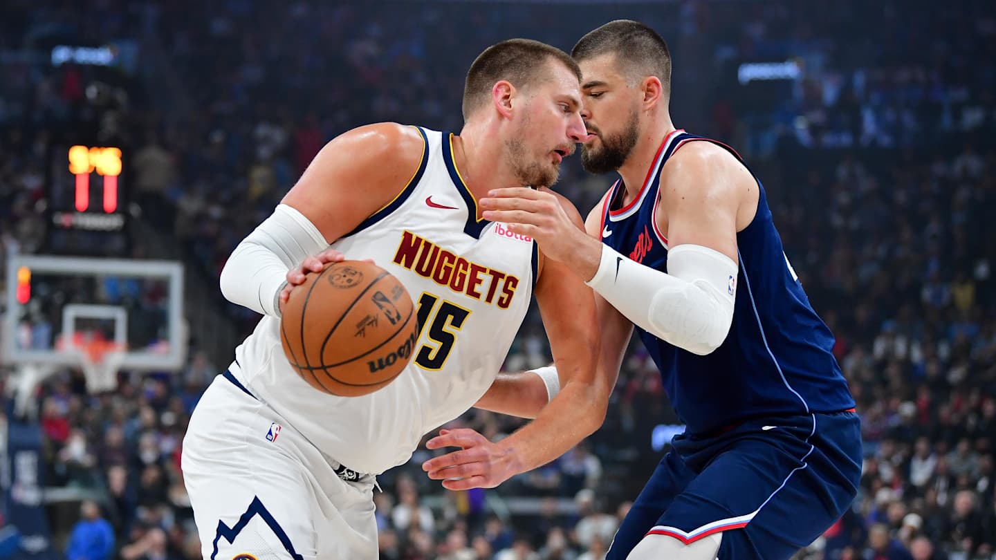 Jokic's Historic Night: Nuggets Dominate Clippers