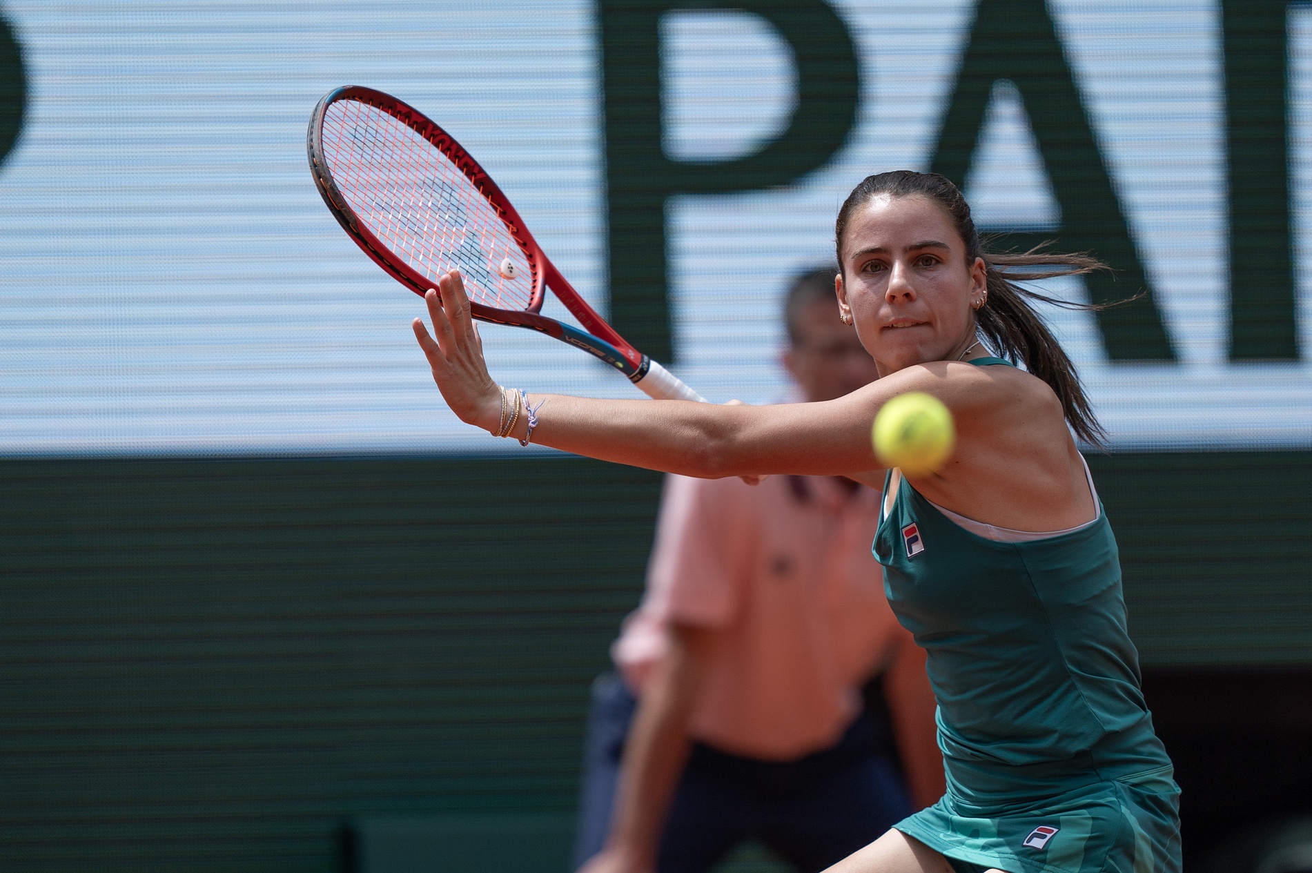 Navarro Vs Rakhimova: Head-to-Head & Betting Odds